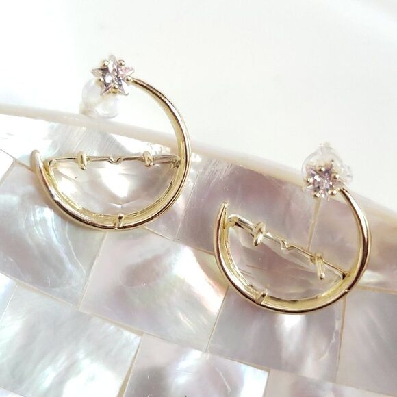 New! Anna Glass Hoop Earrings - Picture 1 of 15